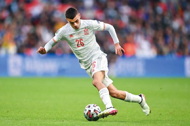 10月20日，又一部国产时尚片《与时尚同居》在 玩了一把反时尚 《与时尚同居》获评80分 2011-10-27 10月26日，电影网带领网友在博纳悠唐国际影城观看了影片《与时尚同居》。