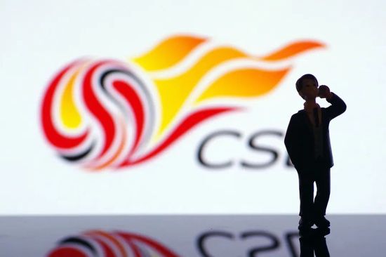 今年四月，众主创将现身阿联酋，包括范·迪塞尔、杰森·斯坦森、道恩·强森、米歇尔·罗德里格兹、库尔特·拉塞尔、卢卡斯·布 《速度与激情7》4月复拍 保罗·沃克角色或隐退 2014-02-28 因保罗·沃克意外离世而停止拍摄的《速度与激情7》终于传出了令人期待的新闻。